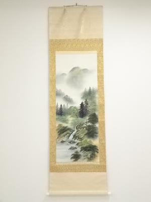 春秋筆　山邨晴日　肉筆絹本掛軸（共箱）